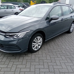 VW GOLF 7900 €
