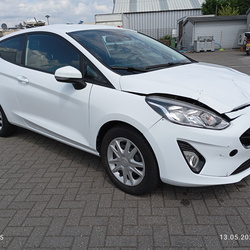 FORD FIESTA 3800 €